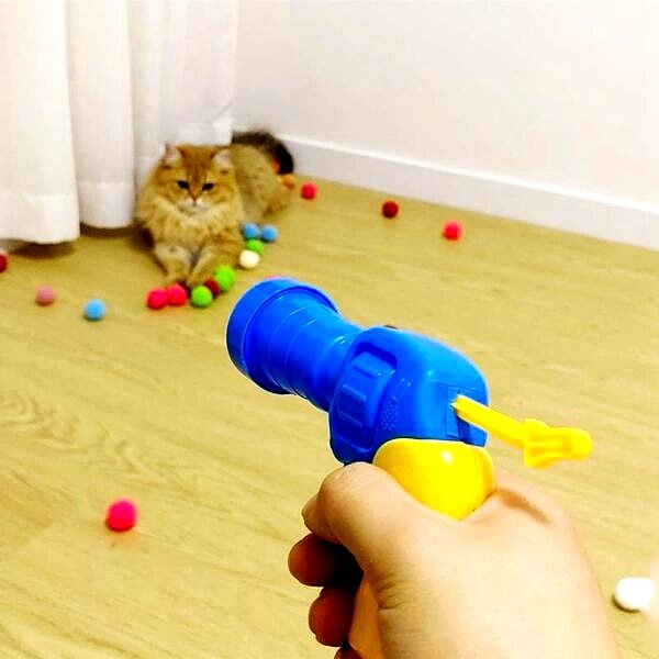 Cat Funny Interactive Teaser Training Toy Stretch Plush Ball Creative Kittens Mini Chew Ball Cat Chasing 1